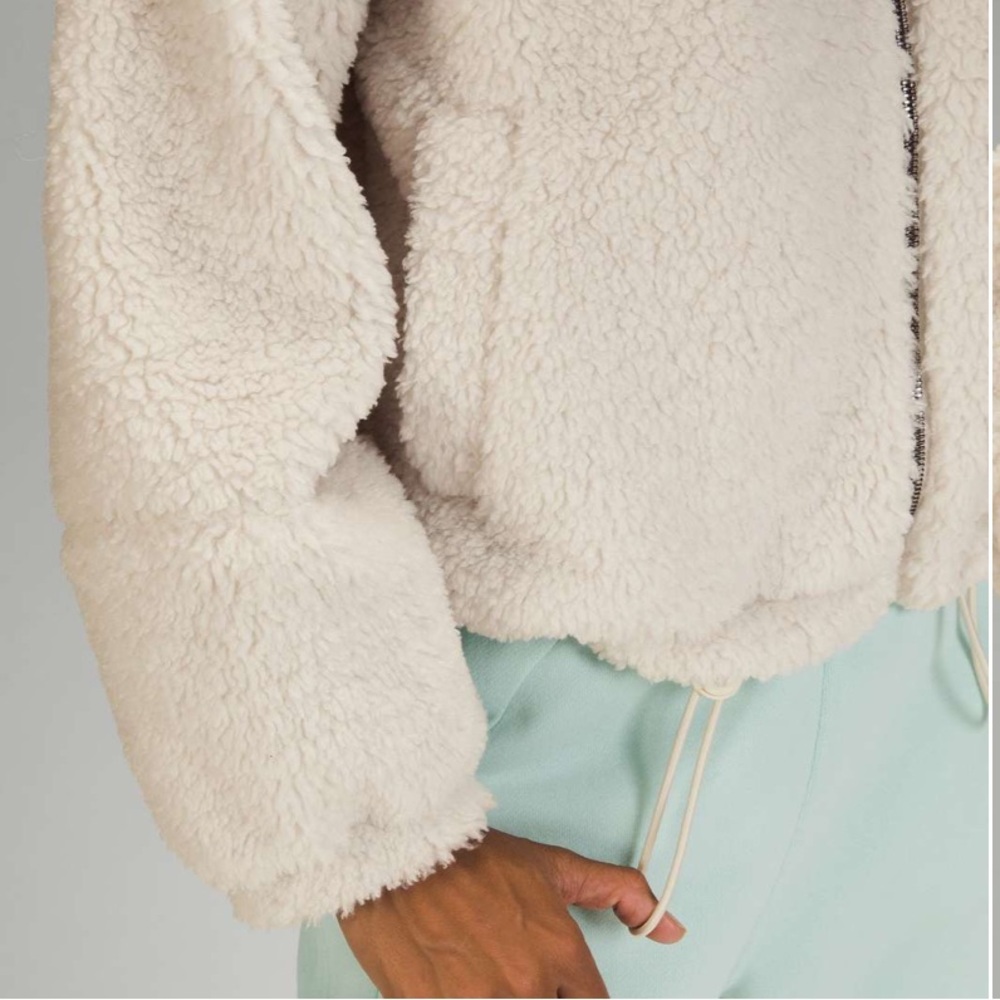 Lululemon Athletica Cream Teddy Jacket size 8 - Picture 3 of 11